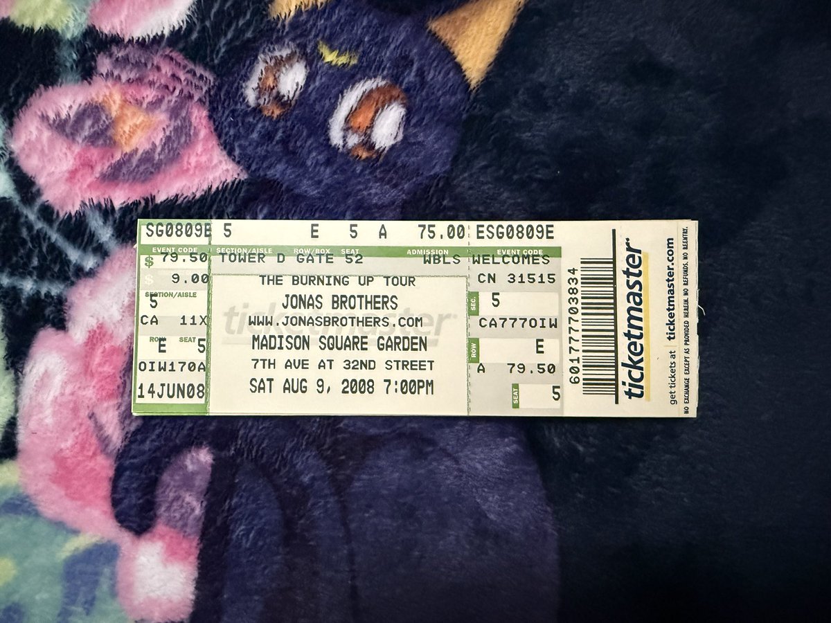 SammyGumball's tweet photo. Don’t have tickets yet but I WILL find a way to attend at least one of the shows this August 😭 @jonasbrothers @Ticketmaster would this ticket get me in? lol https://t.co/r8EQXdturM