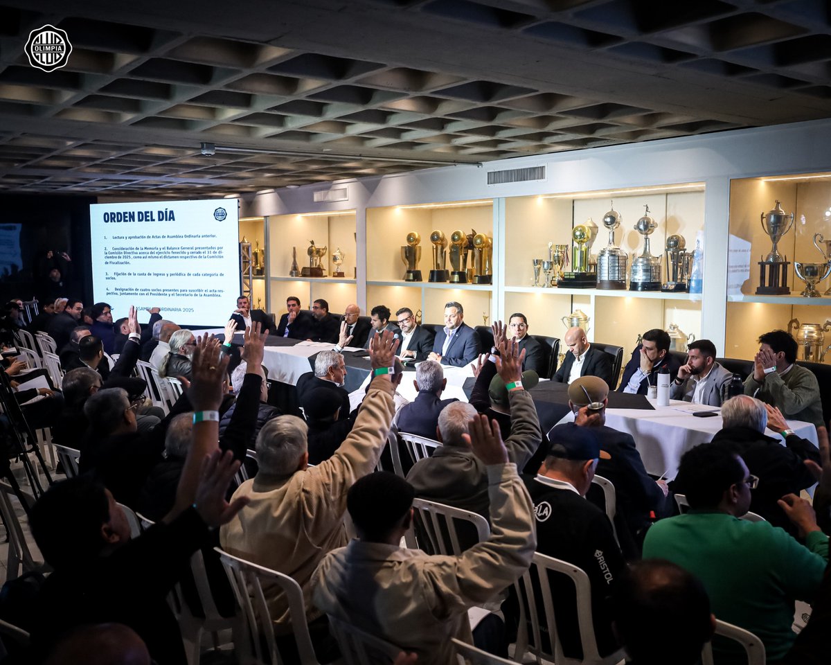 BrunoPont's tweet photo. Esta tarde se llevó a cabo la asamblea General del club #Olimpia, se dio a conocer el costo del nuevo estadio Osvaldo Domínguez Dibb:

- 80 millones de dólares costo total del estadio

Planificación:

- 30 millones de dólares aporte CONMEBOL 
- 35 millones de dólares explotación comercial
- 15 millones de dólares aporte fideicomiso

Vía: @nestorbeltran93

@rockandpop955 
@nanduti 
#LaGranJugadaMundial