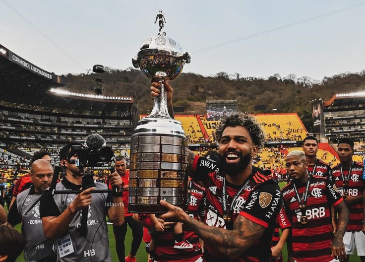 B16caio's tweet photo. 2022 foi um ano histórico demais… https://t.co/7nonqsHNeK