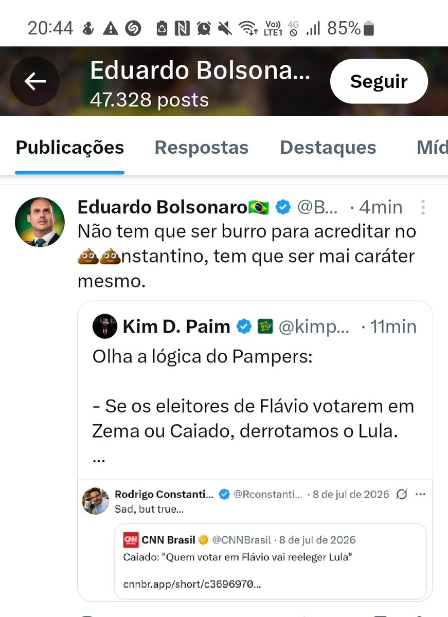 Rconstantino's tweet photo. Tem que ser mau caráter para não explicar o destino dos milhões de Vorcaro; tem que ser mau caráter para passar o dia todo compartilhando um sujeito que defende Getúlio Vargas, Dugin e PCO enquanto condena Paulo Guedes, Lava Jato e liberdade econômica; tem que ser mau caráter para fingir que acredita que Eduardo Bolsonaro está tentando derrotar de fato Lula; tem que ser safado mesmo para enfiar o centrão fisiológico goela abaixo do eleitor otário como se fosse um conservador!
