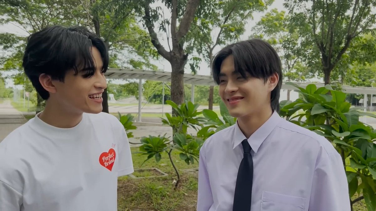 BKPC_'s tweet photo. ที่บ้านเป็นพี่คนโต แต่ทำไมเธอให้เป็นแค่น้อง 🎶
น้องคินตลอดปายยย 5555

#BarcodeKin https://t.co/jMmaK8mcES