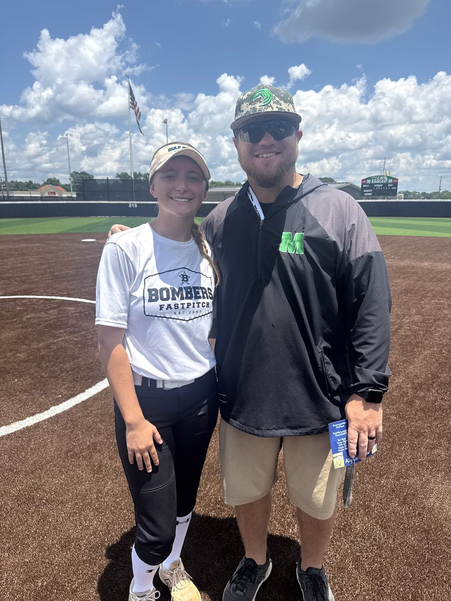 camr91935's tweet photo. So grateful I got to experience this camp today! Had an amazing time! Thank you @MCCEaglesSB https://t.co/WeJJcg0Xbu