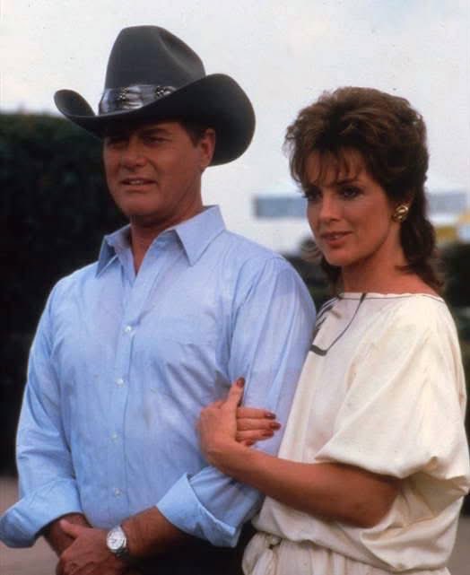 LukeLauraGH's tweet photo. #WaybackWednesday JR and Sue Ellen #Dallas https://t.co/YOWtGhRq1r