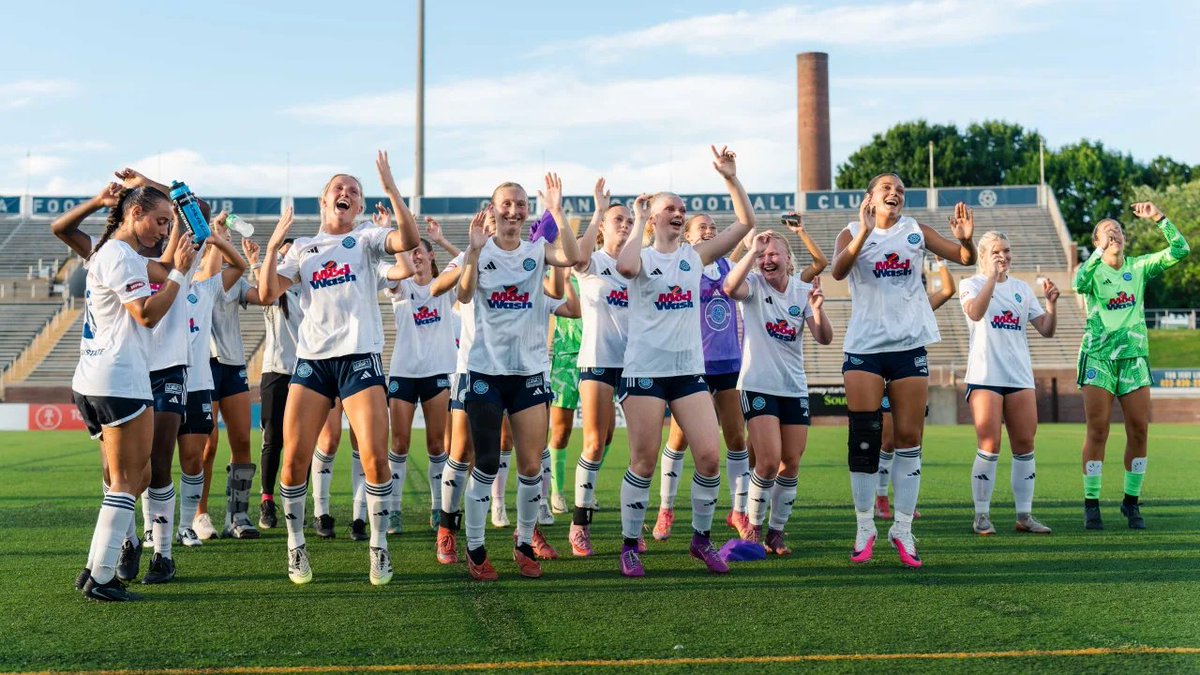 AtlantaSocNews's tweet photo. Chattanooga FC Women Finish Strong in WPSL Season, Set Club Attendance Record and Build Bright Future

Chattanooga FC Women wrapped up the 2026 WPSL season with a winning record, a club-record crowd, and continued investment in local talent.

#WPSL #ChattanoogaFC #WomensSoccer https://t.co/VhqZymc03B