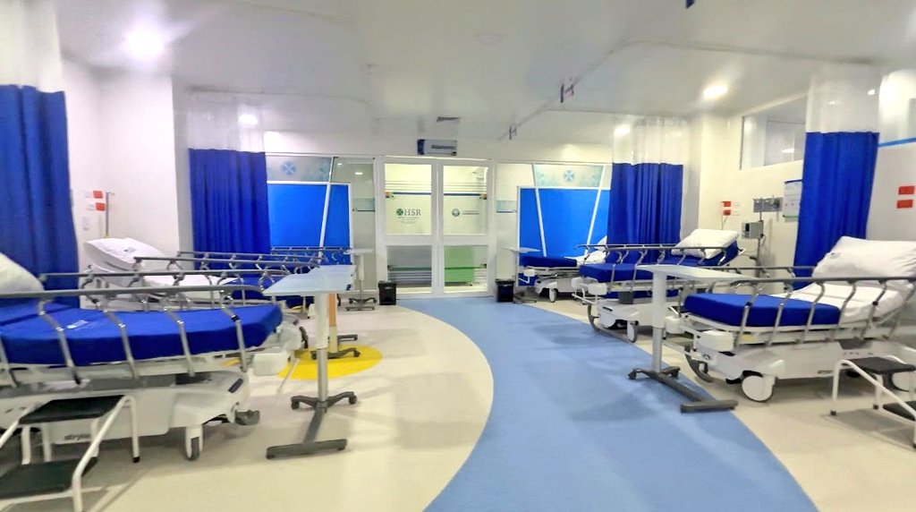 JorgeEmilioRey's tweet photo. El próximo 10 de agosto pondremos en marcha la tercera fase de operación del Hospital San Rafael de #Girardot. Con esta etapa, los usuarios contarán con atención en especialidades como urología, oftalmología, dermatología, neurocirugía y pediatría, además de servicios de atención al parto, cuidado intensivo neonatal y pediátrico, y apoyos diagnósticos como histotecnología, citologías y radiología odontológica.

Ya han pasado 100 días desde que este hospital volvió a estar en manos públicas. Lo recibimos con servicios cerrados y una operación en crisis; hoy ya contamos con servicios de urgencias, hospitalización, cirugía, consulta externa y especialidades médicas. Pusimos en funcionamiento la Unidad de Cuidados Intensivos (UCI), fortalecimos la capacidad instalada con 124 camas y espacios asistenciales.

En total se han atendido cerca de 7.000 consultas de triage, más de 6.100 atenciones en urgencias, más de 1.000 egresos hospitalarios, 354 procedimientos quirúrgicos y cerca de 40.000 exámenes de laboratorio.

Por la salud, #AndoCumpliendo.