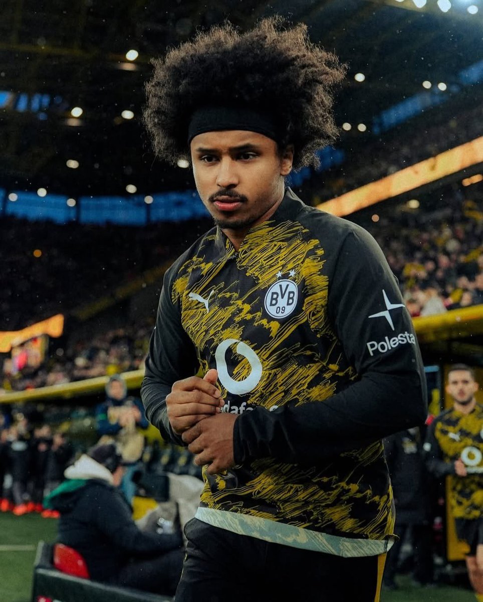 Tobs_fc's tweet photo. Left footed. Fast like Raphinha and Gordon and he has a great sense of goal scoring. 

Kareem Adeyemi, welcome to Barcelona. 😭❤️ https://t.co/TS1riWy29j