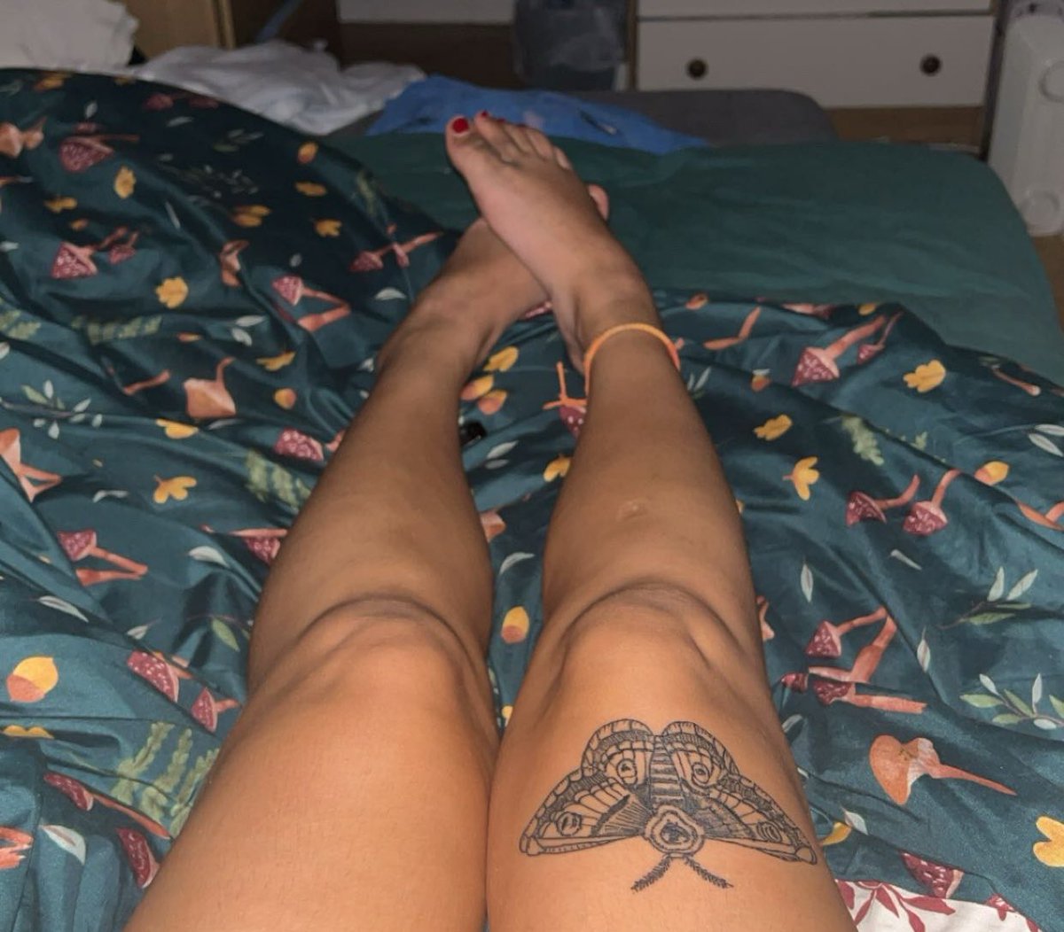 Chillieslay's tweet photo. I’m off to sleep now. 💋 If you want to make yourself useful while I’m gone, make sure I wake up to payment notifications. There’s nothing sweeter than opening my eyes to money waiting for me. Goodnight. 💸✨

https://t.co/zuPfI056yb

Findom femdom finsub bratt https://t.co/HpTvEqYdT5
