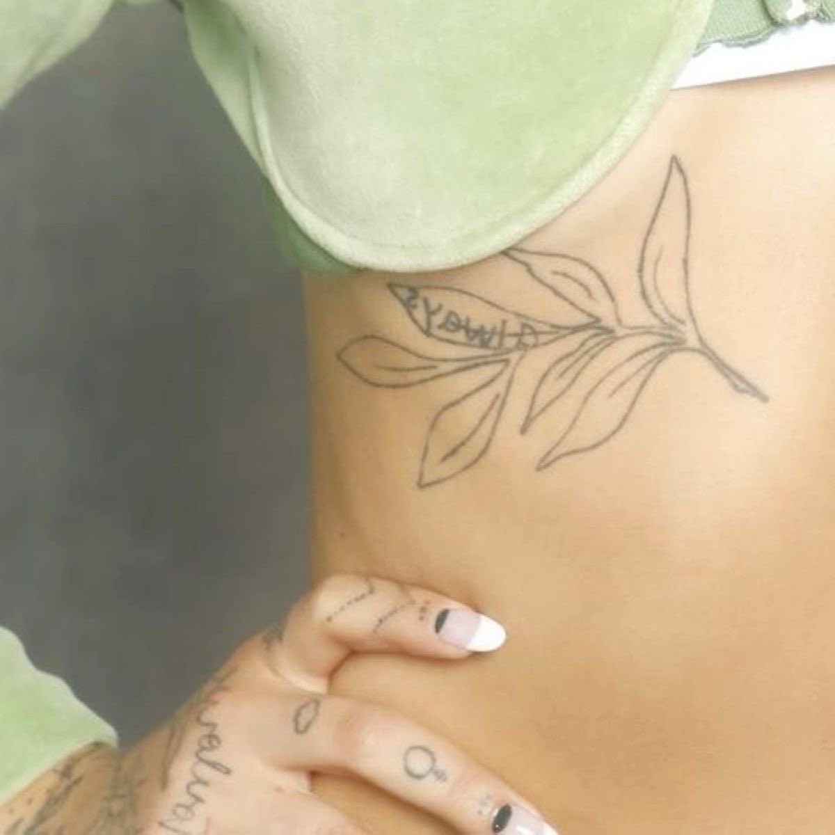 sixthirtybae's tweet photo. i feel like we haven’t seen this tattoo in ages https://t.co/YTOvTcEQRg