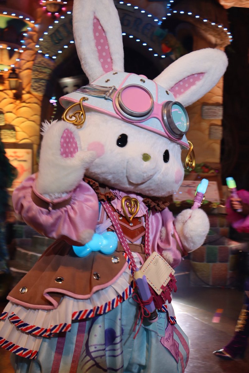 komopame's tweet photo. この間のクエワンメルちゃん
2枚目が自撮りしてるみたいで可愛いのと4枚目の首傾げが可愛すぎる🥺💭

#ウィッシュミーメル
#ピューロランド
#クエワン https://t.co/oThZBrdu4n