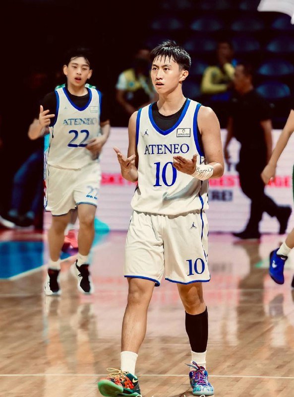 Junjungmoy's tweet photo. Ang Trending video ni Hottie baller ng Ateneo

Full video here: https://t.co/W225WqeYiZ https://t.co/93o7ScSQoV
