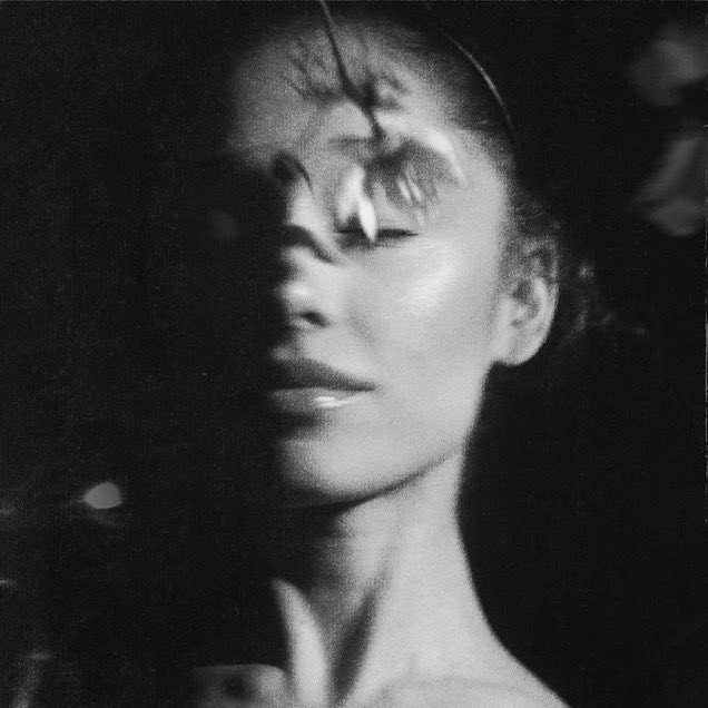buffys's tweet photo. “but i don’t need someone to save me”
- ariana grande on ‘petal’ https://t.co/JJW0lHgiX7