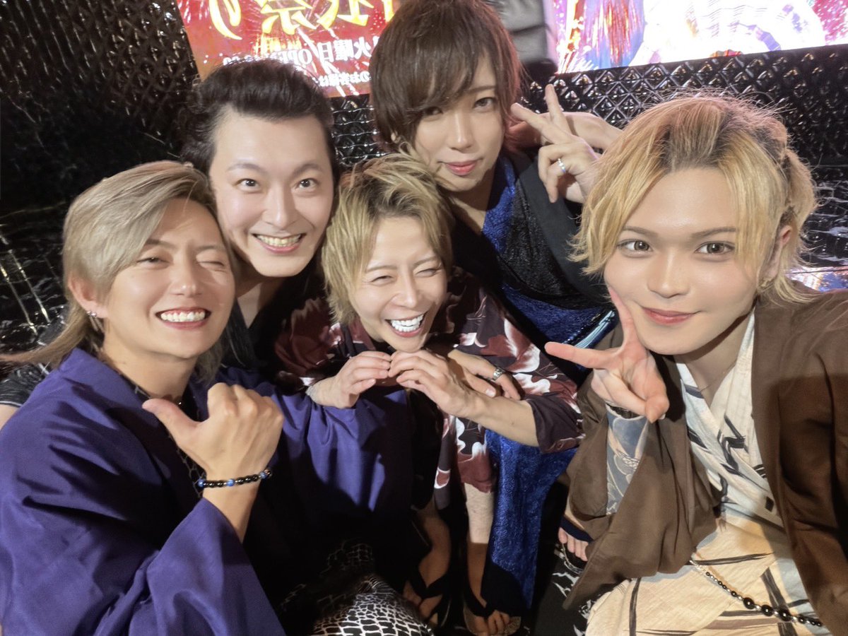 fukuokasgroup's tweet photo. #THESTINGER 

👘浴衣祭り👘

たくさんのご来店とご声援に感謝申し上げます💕

👇エスグル全店舗へのお問い合わせ👇

◆line: https://t.co/FaGC4n5Mhd
◆07054029745

#エスグル #ここが本物 #THESTINGER
#THERICHARD #SGROUP  #中洲 #ホスト  #Event #浴衣 https://t.co/aTyrN8E7cp