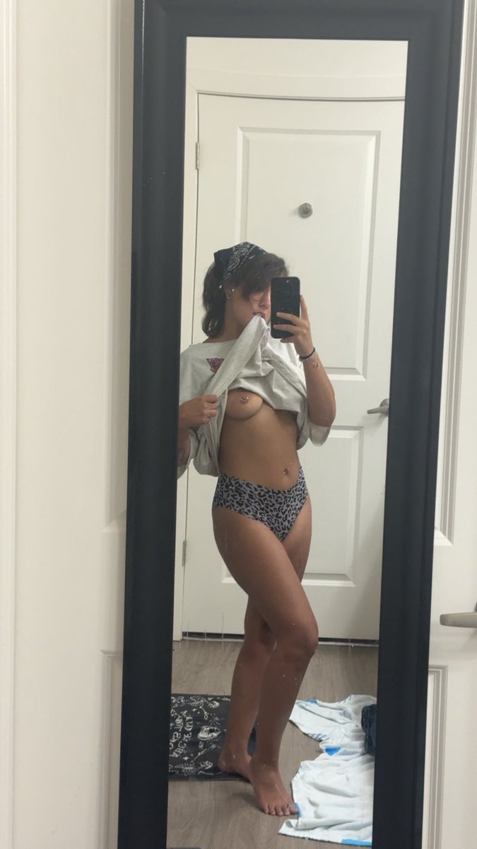sage_brat's tweet photo. i just want attention. https://t.co/yA1PO9fcTz