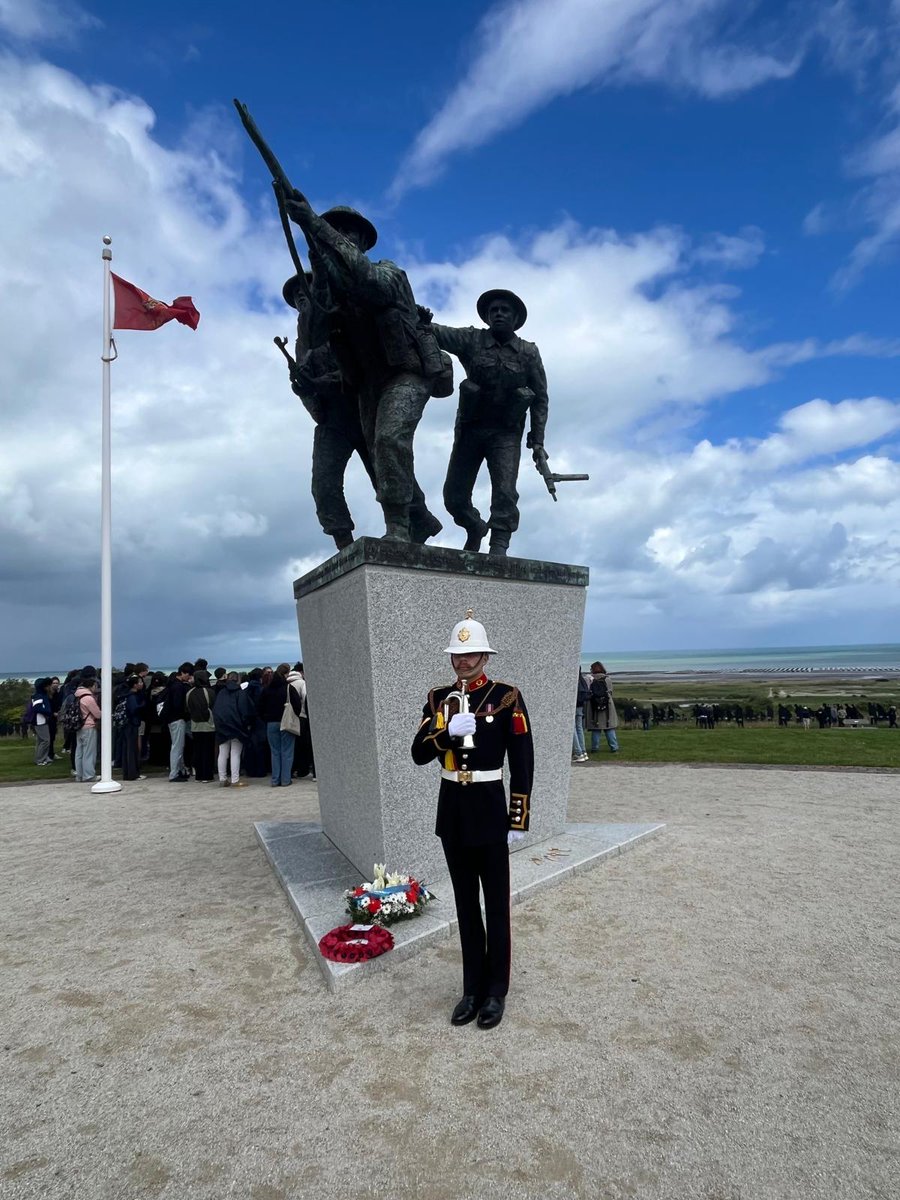 47_commandos's tweet photo. DDay82
#47RMC https://t.co/Nl6muOF0CE