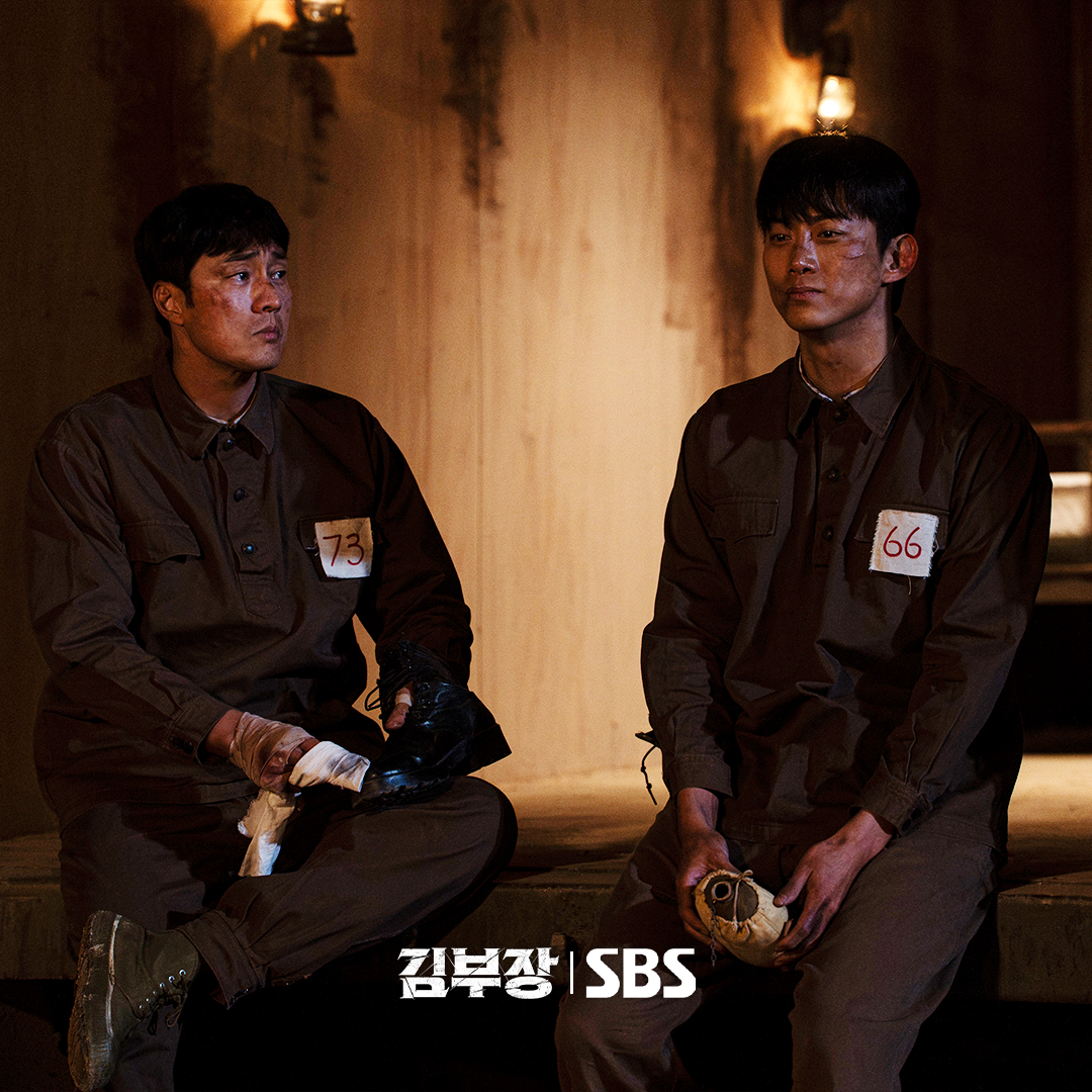 SBSNOW's tweet photo. 코드네임 66의 숨겨진 비밀.. 혹시 알고 있🐮?
궁금하면.. 이번 주 금요일.. 본방사수 해주🐮

SBS 금토드라마 <김부장>
☞ [금,토] 밤 9시 50분

#SBS금토드라마 #김부장
#AgentKimReactivated
#소지섭 #최대훈 #윤경호 https://t.co/P5ogPlpQJB