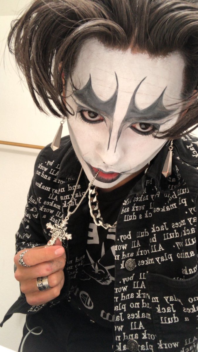 Phantom_lust's tweet photo. @juicyyyjoss @juicyyyjoss could you teach a goth boy how to do what you do 🥹👉🏽👈🏽🖤 https://t.co/PywWEESNFy