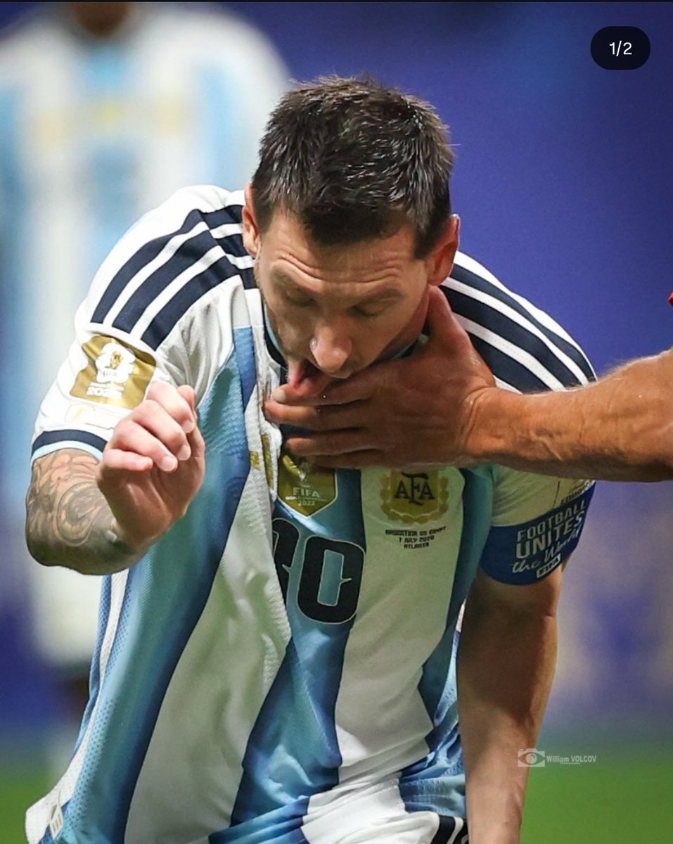 MessiStatsCount's tweet photo. While playing the ball btw. https://t.co/0XuaacFOfu