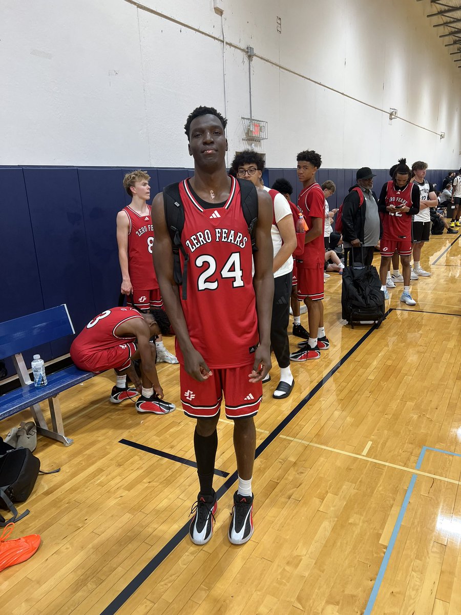BigTimRevue's tweet photo. Class of 2028 6’10” center Lameck Hassan of @ZeroFearsBB 16U did not score vs @FPbasketball Black but affected the game with rim protection and rebounding. Playing up showed he changes ends well. Has great timing blocking shots. Plays at @DCABoysHoops #iybasummershowcase. https://t.co/rKBkbfU5TZ
