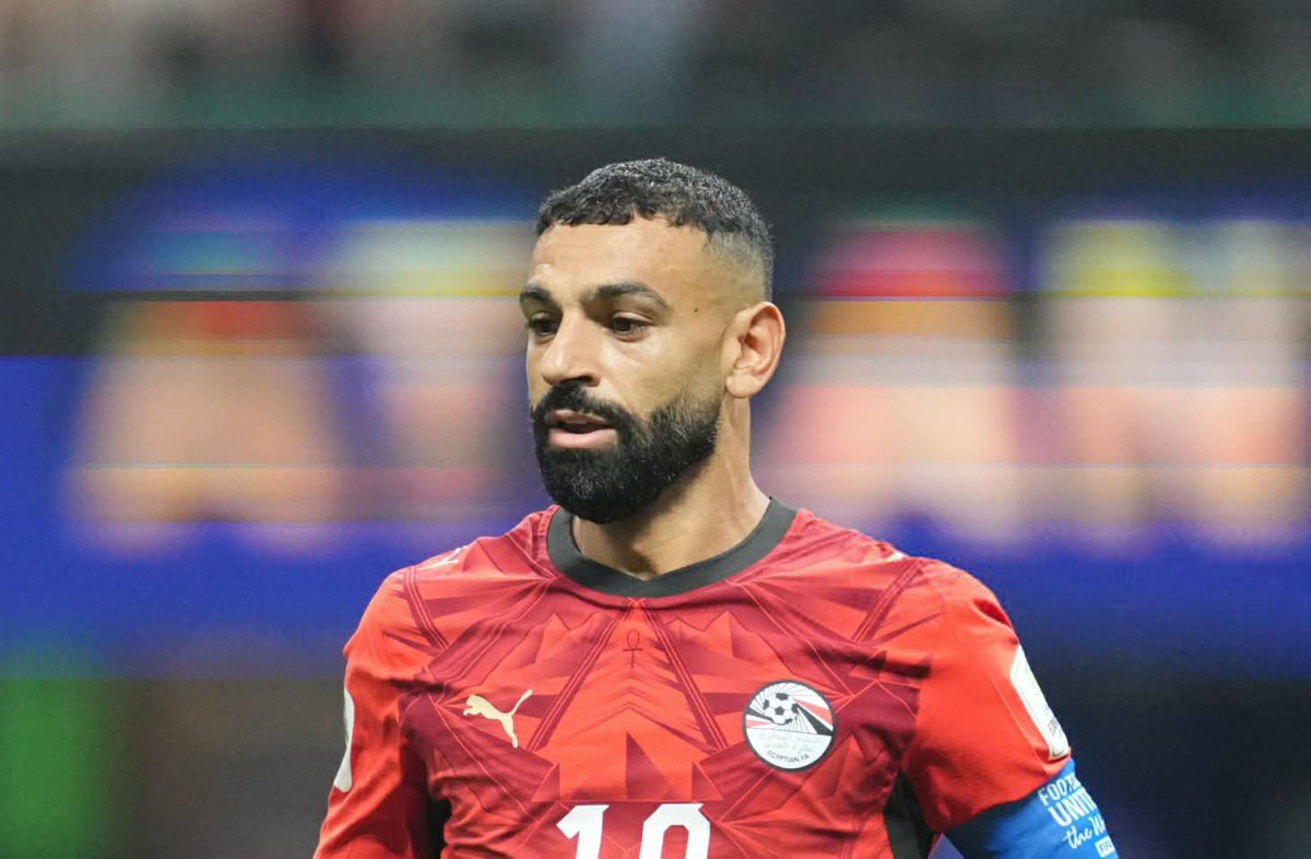 GoatMo_'s tweet photo. صلاح قدم مجهود بدني قدام الأرجنتين ناس كتير في عز شبابها متقدرش تعمله

صلاح عمل 54 سبرنت وده يخليه تالت أعلي لاعب في الملعب بعد مروان عطية و ألفاريز اللي زيادة عنه بسبرينت واحد، ده غير أنه ضغط على المنافس 30 مرة

كمان جرى أكتر من 11 كيلومتر، وكان تاني أكتر لاعب في منتخب مصر بعد مروان عطية، وعمل 43 حركة بدون كرة عشان يدي لزمايله زاوية تمرير ويستلم وكان واضح أنه متفاهم مع زمايله

والأهم من كل ده... صلاح كان داخل المباراة دي بعد ما لعب 120 دقيقة كاملة قدام أستراليا، وهو أصلا بيعاني من مشاكل في العضلة الخلفية

شكرا يا صلاح على البطوله العظيمه دي
