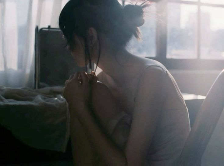 twtmist's tweet photo. ᡕᠵデᡁ᠊╾━
       ›「wasting away」- your body represents the hopelessness you feel

thread for #edtwt #ricecaketwt #thinspo #shedtwt #shtwt https://t.co/V0bw9ivOP3