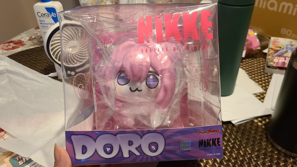 AmiAmi_English Doro is safe but sad the packaging didn't survive