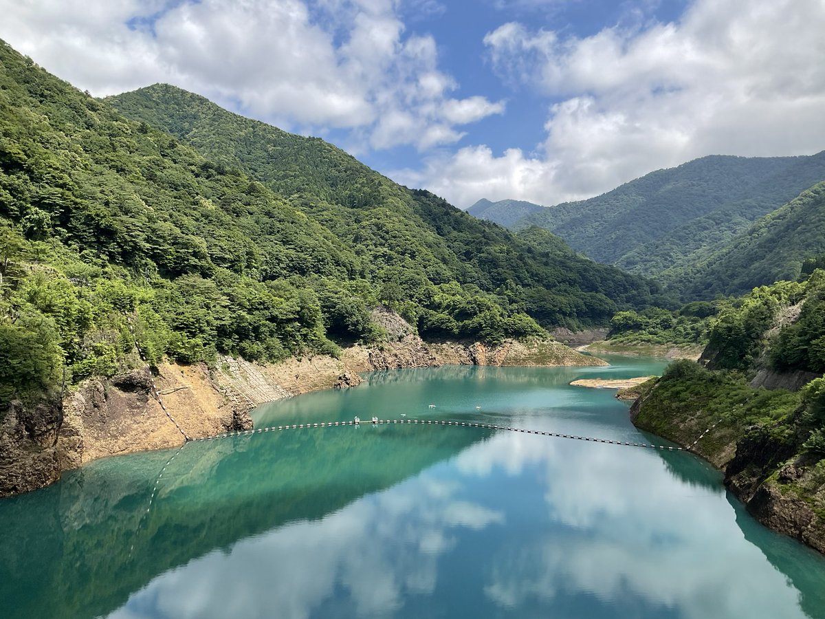 azumashinji's tweet photo. おはようございます☺️
いよいよ夏日やって来ました
熱中症には要注意ですよ
微妙な天候の中
身体と心の洗濯に行って来ました♪
久々にのんびりしました🤭
たまに必要だなぁ
さてと今月26日のライブの
リハも始まります
仕上げなきゃ企画ももう一歩
暑さに負けず
今日も元気に頑張りましょう♫ https://t.co/k9J57P2NJt