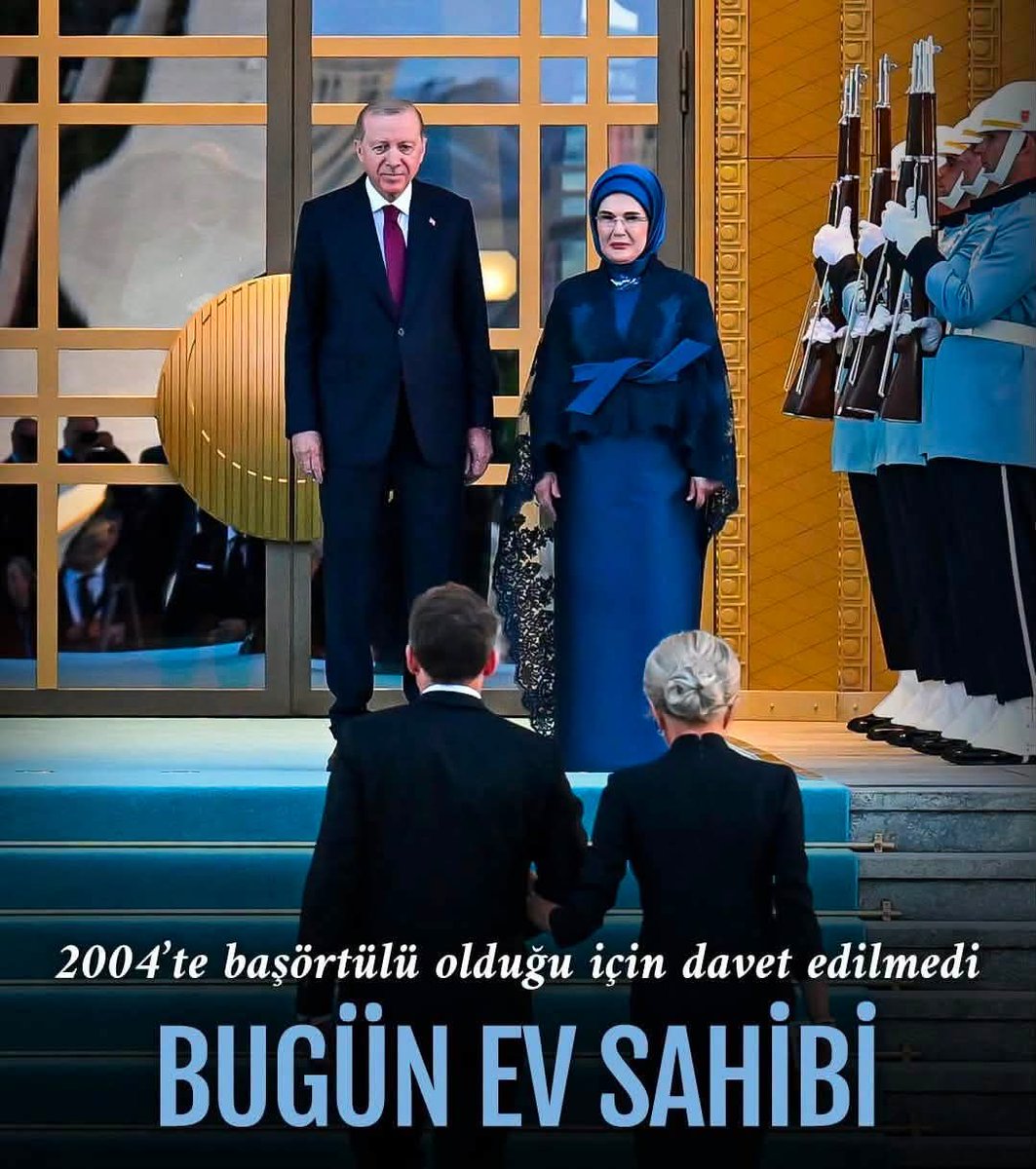 Gul_sah___'s tweet photo. -Ramazan ayında göstererek su içen 
-oğlunu İş Bankasına Müdür yaptıran 
-Ecevit’e kitapçık atarak ekonomiyi batıran 
-THY uçağını balık aldırmaya İzmir’e gönderen 
Eski Cumhurşaşkınına inat Recep Tayyip Erdoğan cıyız

#NATO
#Sondakika 
#Kapak
#viral https://t.co/KkH7Ktl6U2