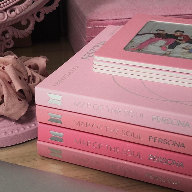 myeuonia's tweet photo. HAPPY ARMY DAY SWEETHEARTS!!!<33
⋅˚₊‧⊙⊝⊜⁷‧₊˚ ⋅ Do y'all have any plans for 9th of July? 𓍯𓂃⁷
#btstwt #stantwt https://t.co/lsR7TnW2Y8