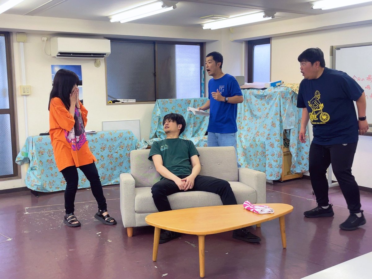 e_miiil__'s tweet photo. ☝️沖村を応援する予約とは

8月出演 #AFTERALL も同様です。予約フォームの右上に｢沖村彩花｣の文字があることをご確認いただき、必要情報をご入力ください🙇‍♀️

https://t.co/UlQ843rvGe https://t.co/TNtb1iG6xw