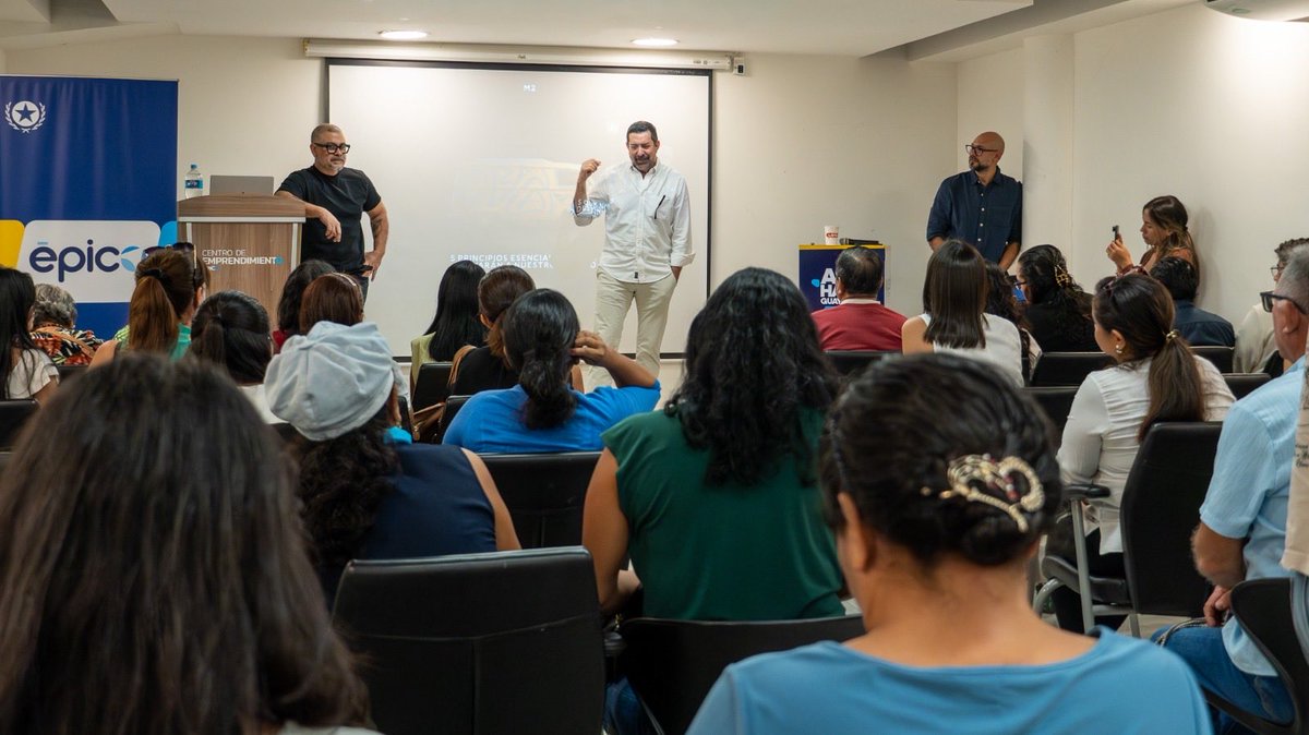 EpicoGye's tweet photo. ¡Así vivimos la Masterclass de Brand Camp en ÉPICO! 🚀

Luego de tres ediciones de Brand Camp, emprendedores vivieron un masterclass donde reforzaron herramientas de branding para construir marcas con propósito. 

#AsísehaceGuayaquil https://t.co/cjuE3cXV5K