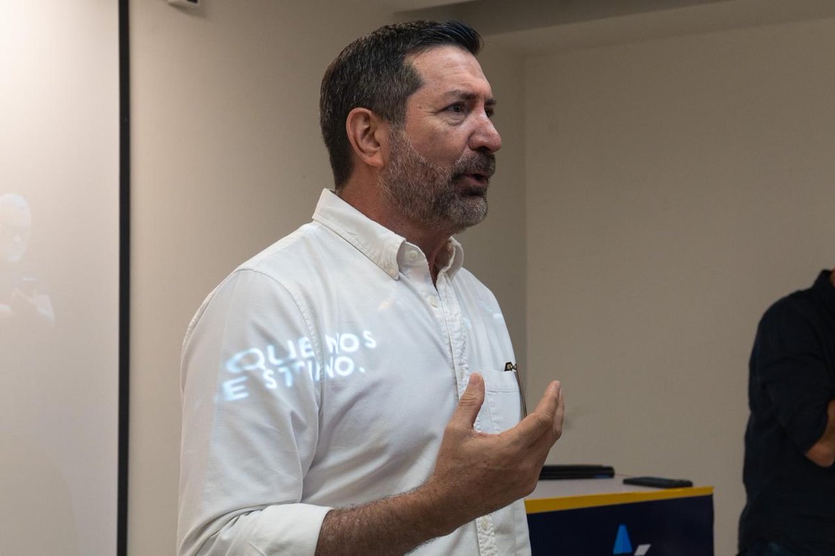EpicoGye's tweet photo. ¡Así vivimos la Masterclass de Brand Camp en ÉPICO! 🚀

Luego de tres ediciones de Brand Camp, emprendedores vivieron un masterclass donde reforzaron herramientas de branding para construir marcas con propósito. 

#AsísehaceGuayaquil https://t.co/cjuE3cXV5K
