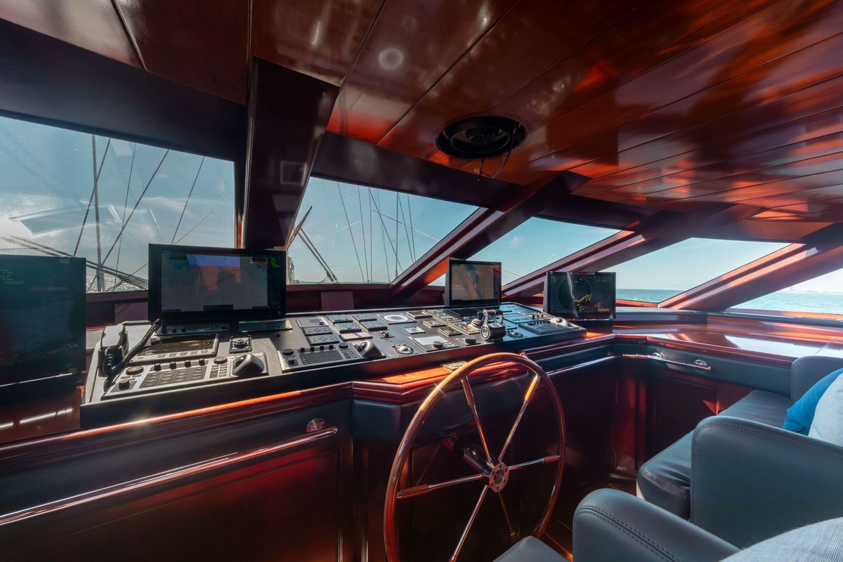jakewoolf's tweet photo. Shoes, suits, watches, cars? All cool. But I'm onto some other shit...Perini sail boats 

Btw if someone has $23 million I can hold (unrelated) bang my line https://t.co/mT2ysUxcSq