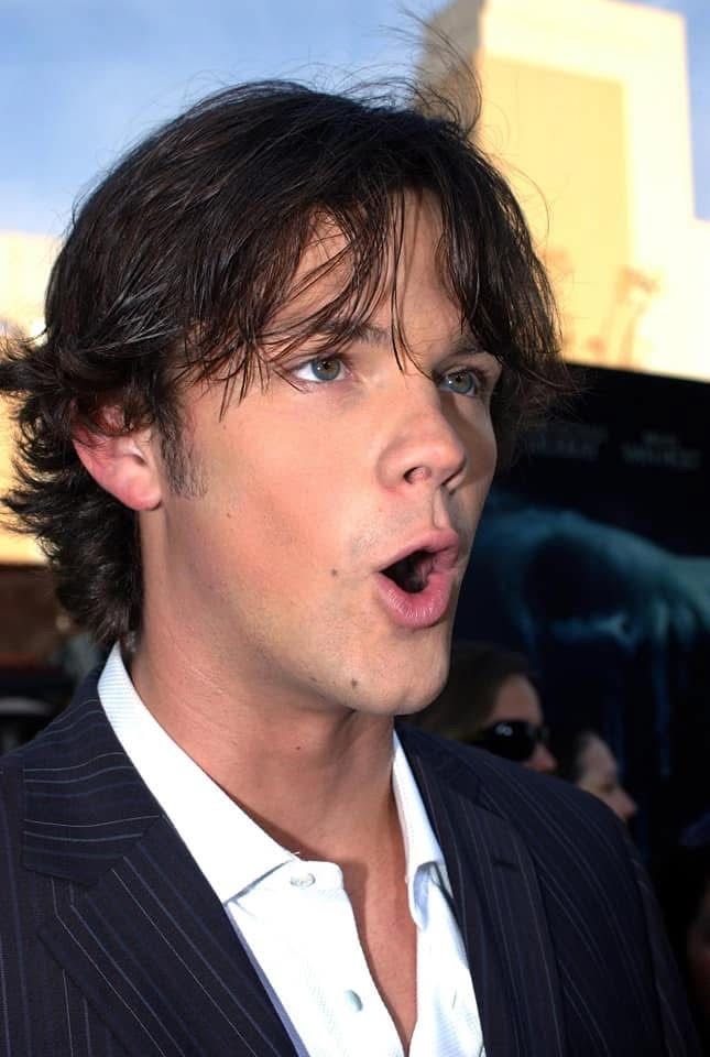 Aromantic Dean Winchester tweet media