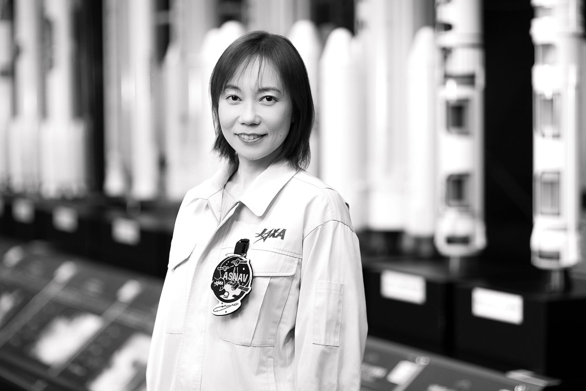 satellite_jaxa's tweet photo. みちびき7号機の打上げが近づいてきました。JAXAが開発した #ASNAV(アスナブ)もいよいよシステム実証を本格始動するときです。5号機の喪失は大きかったですが成果を最大化できるように頑張ります!
(明神絵里花プロジェクトマネージャ)
https://t.co/zKKt1Et8Lz https://t.co/oTzxWlCsQl
