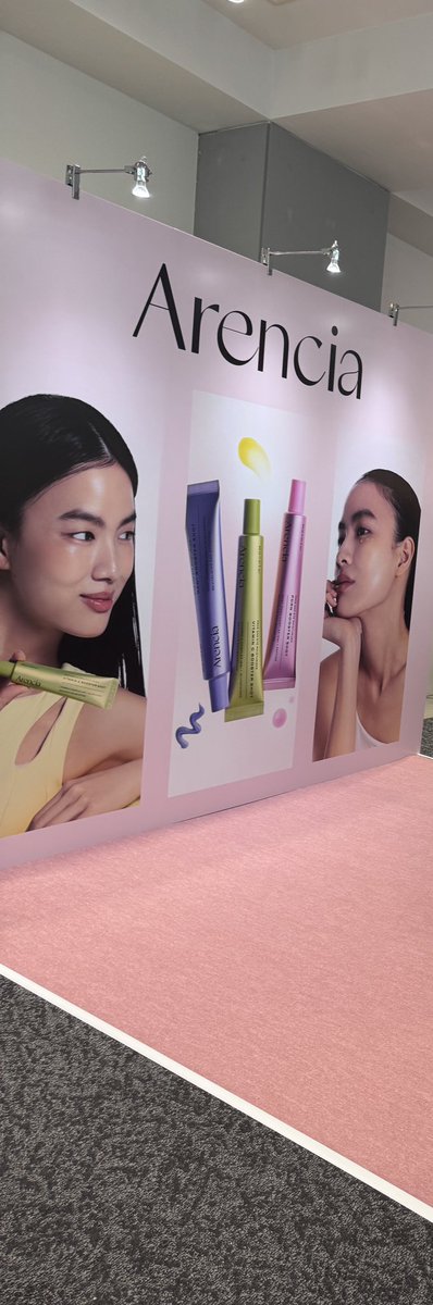 asweets24's tweet photo. Amazon プライムデー
K-Beauty Glow Up 
私も序盤でエラーになってスタッフさんに
聞いたらブースのスクショでも
良いと言われたのでこんな感じに
全ブース撮って見せたら
7個サンプル貰えました🤭✨
参考になれば🙇‍♀️✨ https://t.co/RrJhA4vXVm