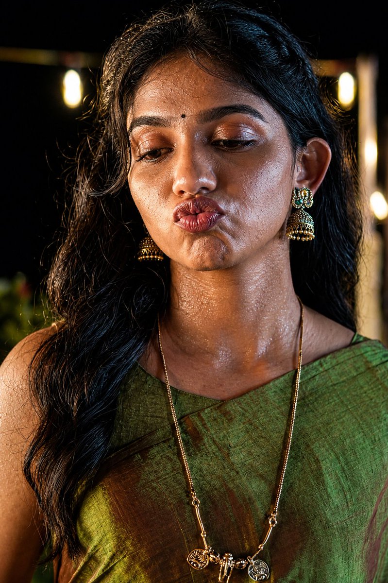 Tobirama_0303's tweet photo. Some faces are beautiful. Mamitha baiju's is unforgettable. ✨❤ https://t.co/kcCu08a9II