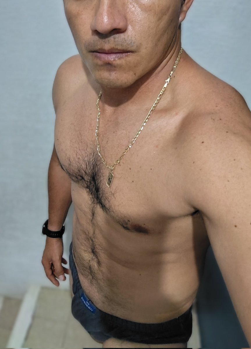 ReinayJorge69's tweet photo. Alguna unicornio, mujer o pareja con deseo de conocernos y ver si se da algo más... Gusto por los trios MHM... Tengo 40' espero eso no sea un limitante para conocernos... https://t.co/vcOUxy6Frj