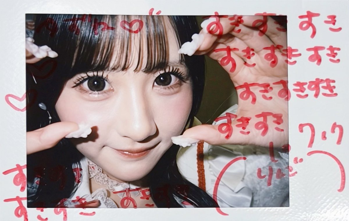 ttr2yll's tweet photo. 呪チェキデビューしました❣️ 
呪われたい https://t.co/WVxasFumA9