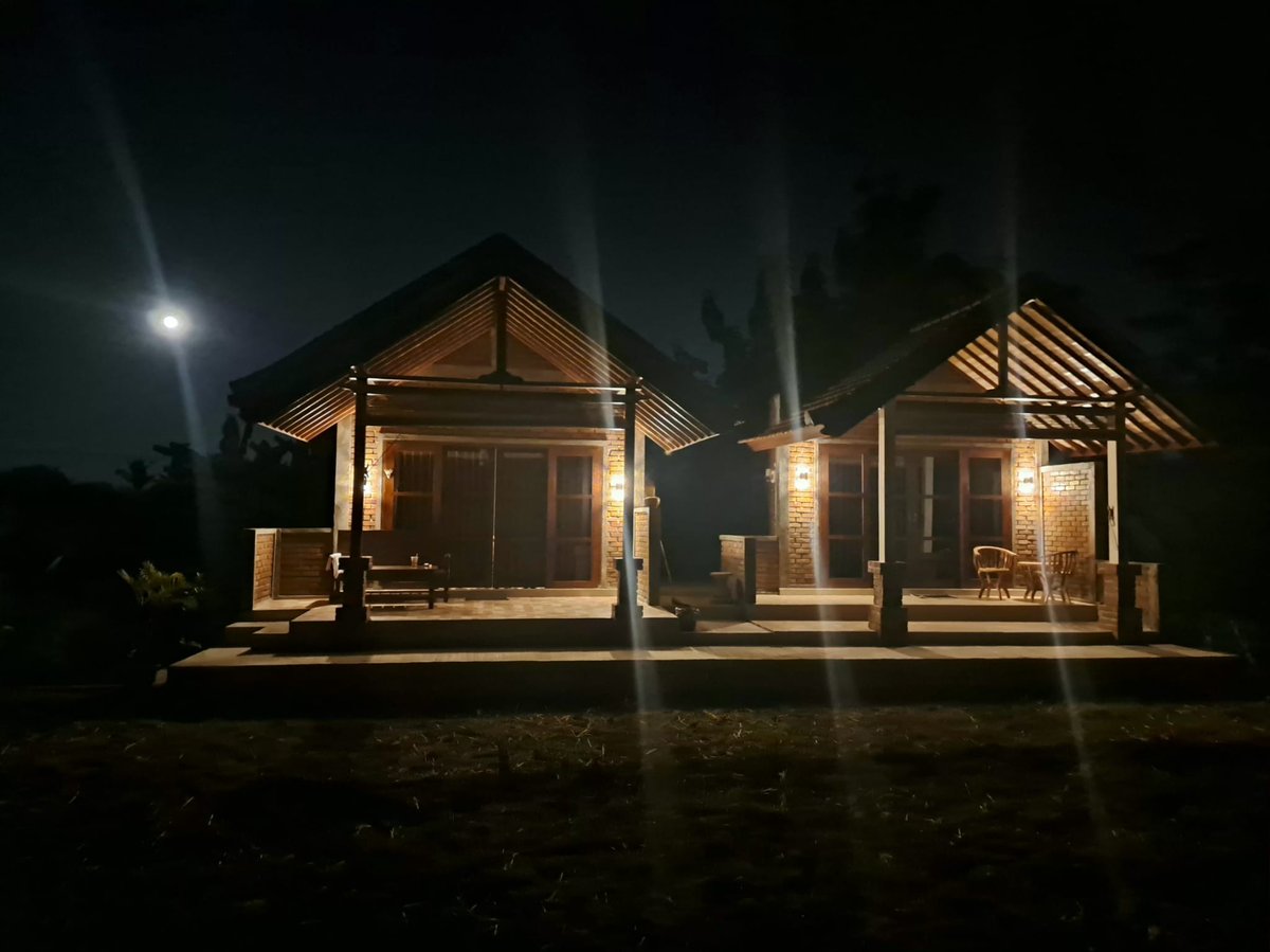 jondriver11's tweet photo. Two double bed villa in penebel https://t.co/9QpiPrteya
