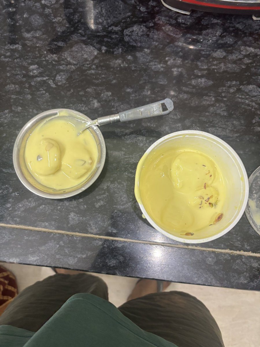 YPRAJJWAL's tweet photo. Breakfast today 

Calories jyda h but I need those https://t.co/eX2znLg2w2