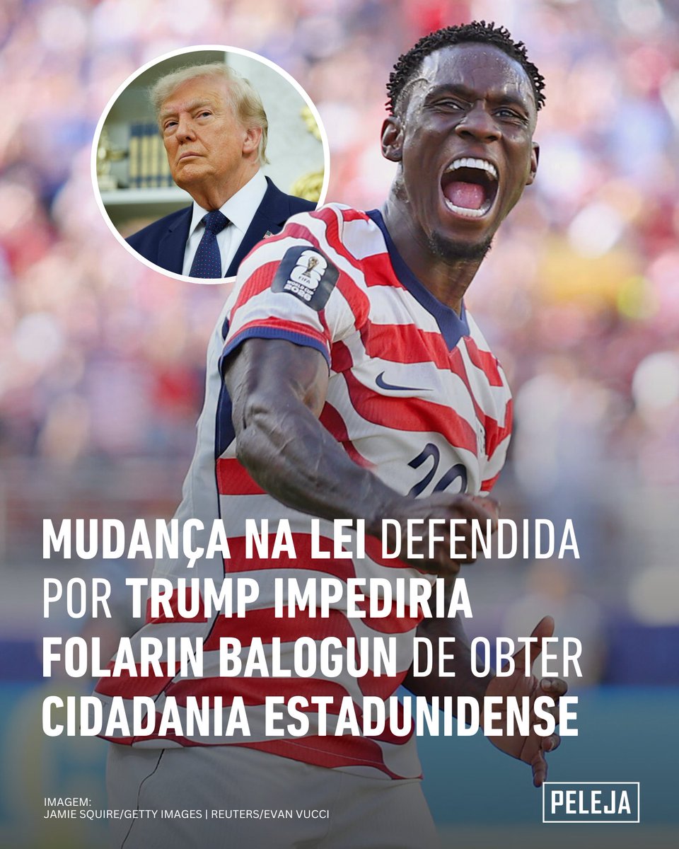 PELEJA's tweet photo. De acordo com o plano do presidente dos Estados Unidos, Donald Trump, o atacante Folarin Balogun não teria direito à cidadania estadunidense e, consequentemente, não poderia disputar o Mundial pela seleção do país. Isso porque o governo tenta mudar as regras para a concessão da cidadania por nascimento.

Balogun é filho de pais nigerianos que moravam em Londres. Durante a gravidez, porém, sua mãe viajou com o pai do jogador para Nova York. Por causa do estágio avançado da gestação, o casal foi impedido de embarcar no voo de volta para casa, e Balogun acabou nascendo no Brooklyn.

Por ter nascido em solo americano, o atacante recebeu automaticamente a cidadania dos Estados Unidos, como garante a 14ª Emenda da Constituição. Essa é justamente a regra que o governo de Donald Trump tenta mudar ao propor que filhos de pessoas em situação irregular ou com vistos temporários, como o de turista, deixem de receber a cidadania ao nascer no país.

O governo alega que a medida foi pensada para combater "ameaças significativas à segurança nacional e à segurança pública". A proposta que está na Suprema Corte dos Estados Unidos poderia impedir Balogun de se tornar o destaque da seleção estadunidense nesta Copa. Além de marcar quatro dos oito gols no torneio, ele também foi tema de polêmica depois de ter cartão vermelho anulado por interferência do governo americano em decisão da Fifa.

#FolarinBalogun #Balogun #DonaldTrump #EstadosUnidos #Imigração #Mundial2026
