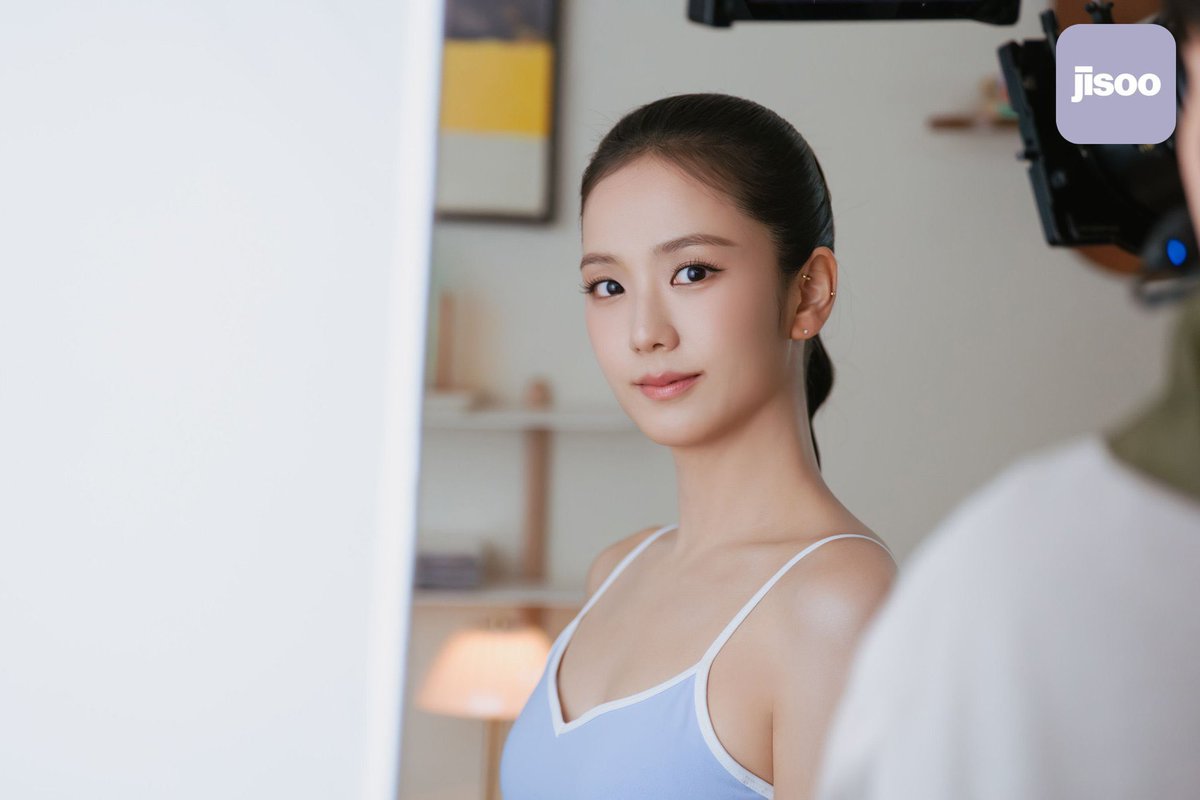 jisoospic's tweet photo. https://t.co/O7i5mL0Rjo