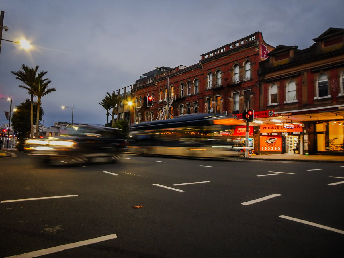 sbaker1428's tweet photo. Buses zooming down Karangahape 🌃🚌 https://t.co/RpJNkta6WC