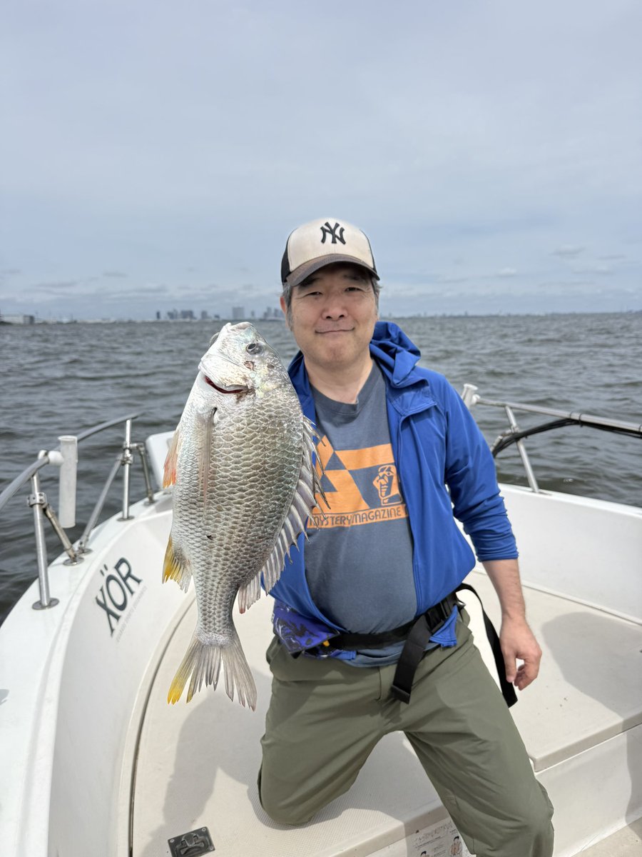 EasyFishingFNB's tweet photo. 初めてのルアー釣り🎣
キャスティングから始めてお見事2時間で良型黒鯛とキビレをキャッチ🔥 https://t.co/OPphhcQgWH