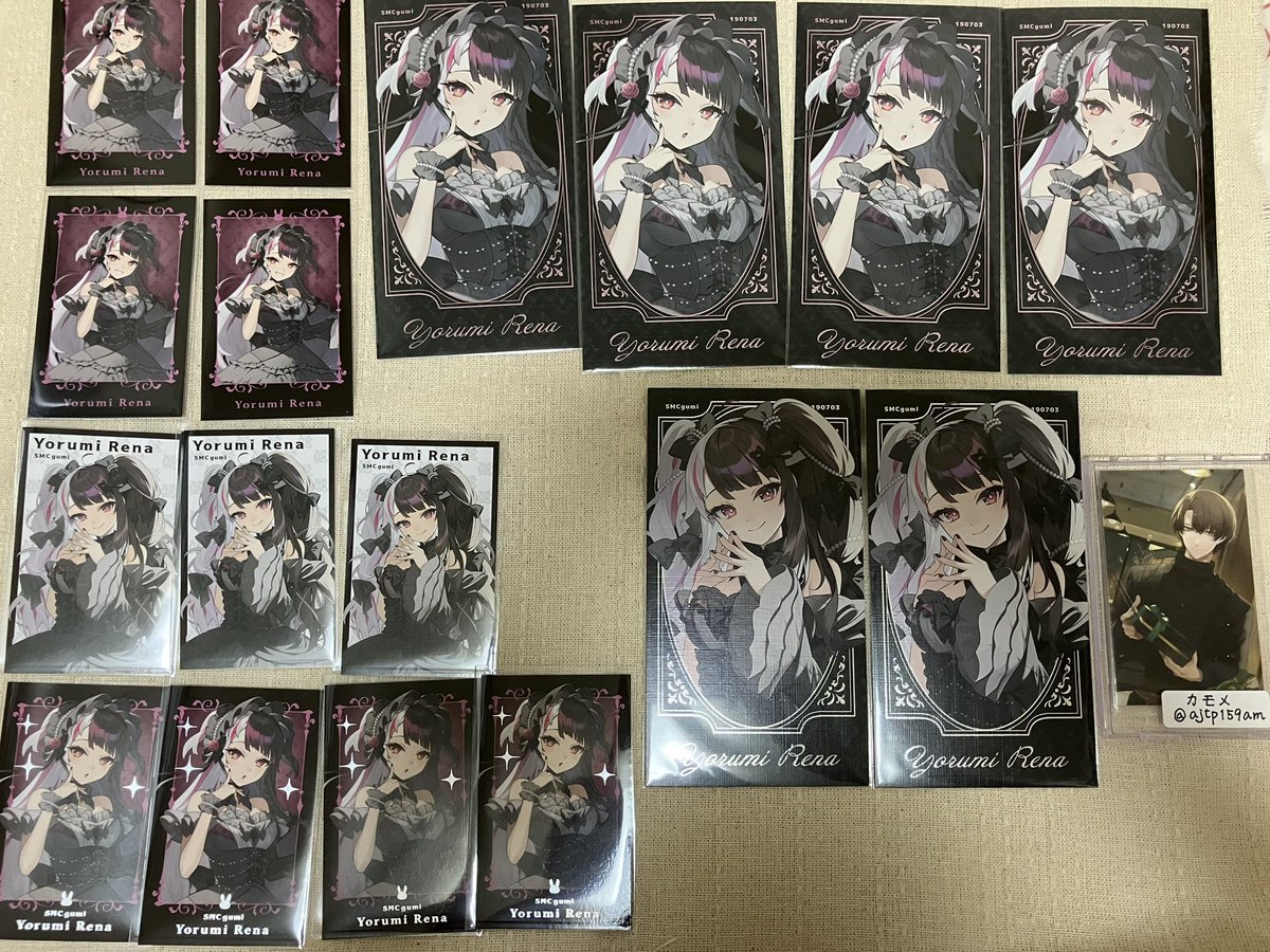ajtp159am's tweet photo. 【譲渡】にじさんじ SMC組 7th ランダムチェキ風カード エンボスフォト風カード

譲:画像1枚目〜2枚目
求:定価＋特典（400〜500円）＋送料＞同異種IDの方
おまとめの方優先。

メルペイor PayPay、郵送希望。
ライバー様全ておまとめの場合送料はこちらで負担いたします。
お気軽にお声掛けください。 https://t.co/nHOqfztXsB