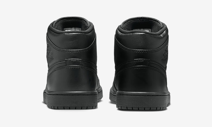 fullress's tweet photo. NIKE AIR JORDAN 1 MID “Triple Black” (ナイキ エア ジョーダン 1 ミッド “トリプルブラック”) [554724-093]が、2026年 リストック！

・atmos 7/11 9:00~

https://t.co/xB3NELAgCH https://t.co/8QWbmBjkJZ