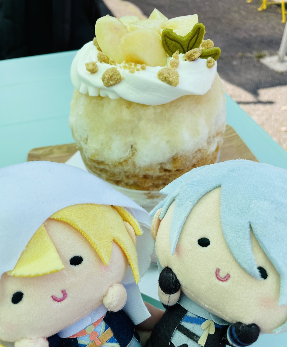 panako_y's tweet photo. 静岡の山奥でんまたちと桃のかき氷を食べたよという日記 https://t.co/g0sC6shCGH