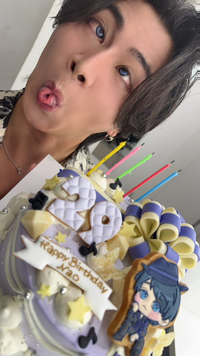 zaki23131's tweet photo. なお誕生日おめでとう
大好きだぜ https://t.co/Sz2VtuoCBM