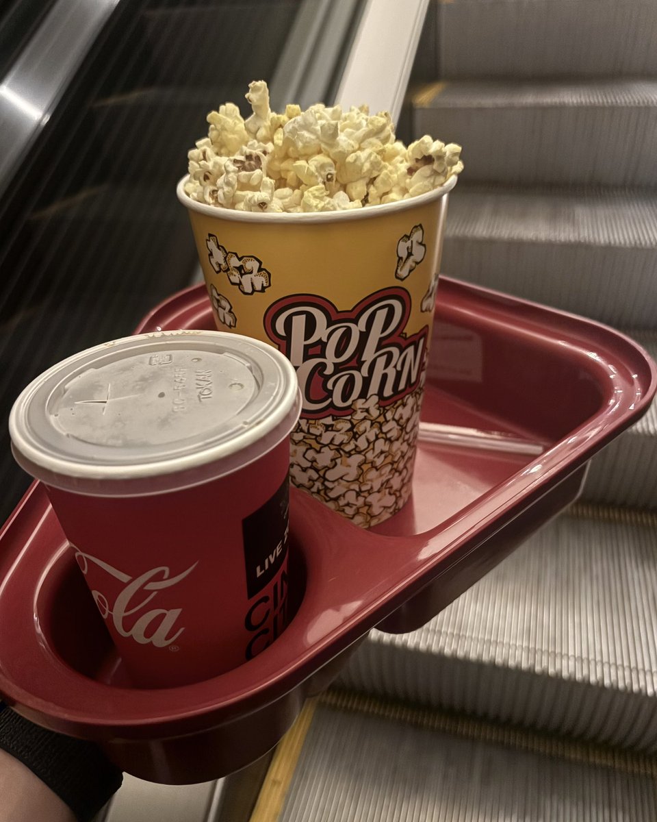 r_e__09's tweet photo. 🍿　#日常垢 https://t.co/Oabth4jh9W