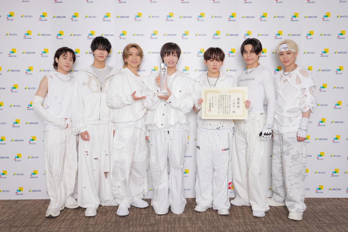 tissue_life's tweet photo. 上半期新人ランキング"1位"おめでとう😭
また一歩進んで大きくなるIMP.を見れて幸せです🥲!!
下半期もどんなIMP.を見れるかワクワクです!!!横一列で楽しんで進んでいこうね🫂💞
#オリコン上半期新人ランキング1位
#IMP.
#IMP_MAGenter
#IMP_INVADER🤟 https://t.co/cDTpzIjd4n